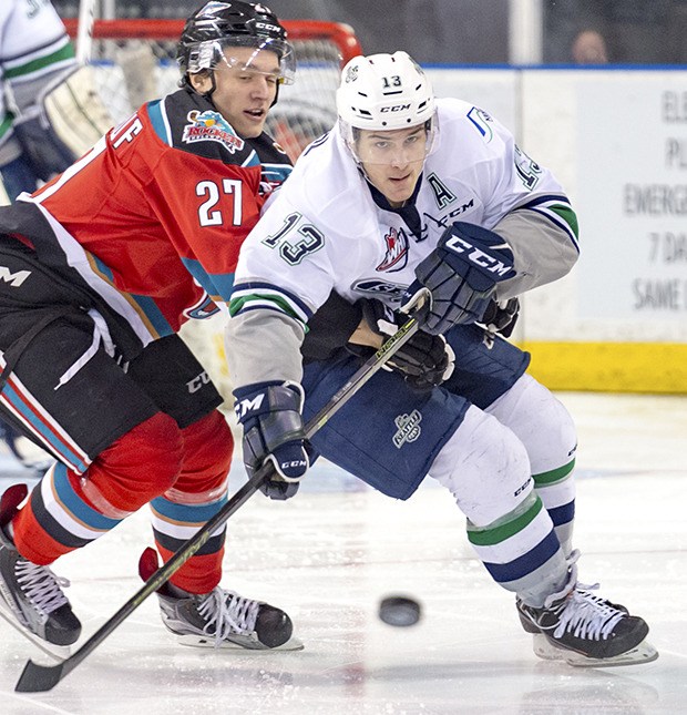 Mathew Barzal in earlier action this season.