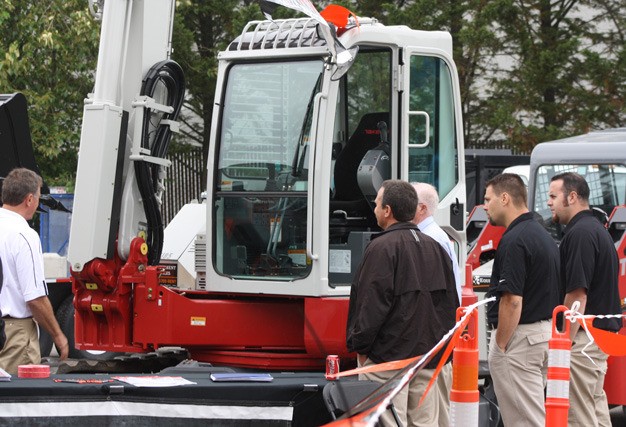 H&E Equipment Services hosts a grand opening June 20 at its new Kent location. The company rents construction and earth moving equipment.