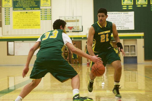 Kentridge’s Micah Simmons drives against teammate Nick Hopson during a recent practice. Both players are expected to play key roles this season for the Chargers.