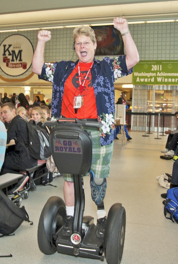 Kent-Meridian High School’s D.J. Reed was recently recognized as a Symetra Hero in the Classroom during a surprise lunchtime assembly. Symetra partners with the Seattle Seahawks to bring the teacher recognition program to the Puget Sound area.