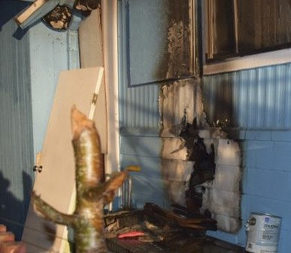 An early Monday morning fire displaced a family of eight. Kent firefighters put out the mobile home fire. No one was injured.