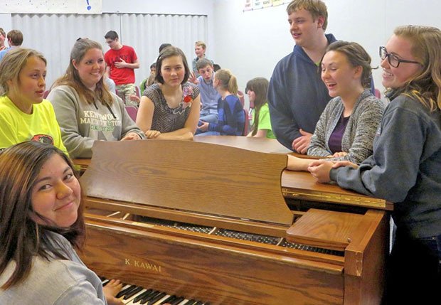 Rainier Youth Choirs' graduating seniors