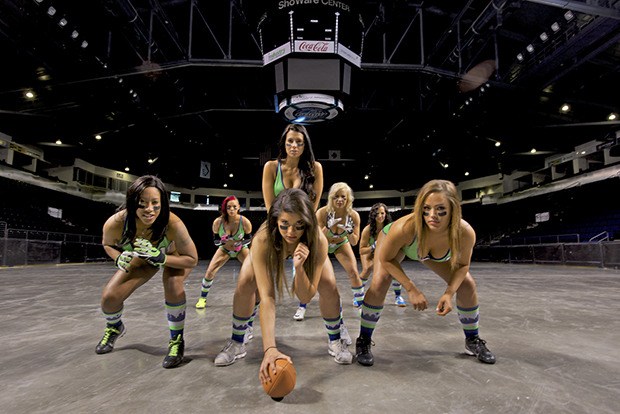 The Seattle Mist women’s football team returns on Friday night at the ShoWare Center for another Legends Football League season. The Mist play four games this season.