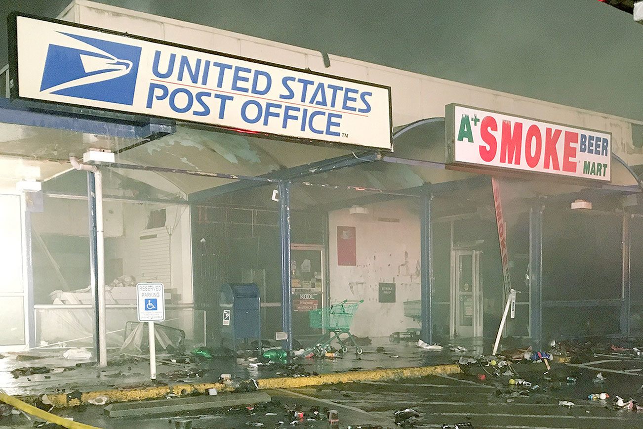 Kent-Midway Post Office closes due to strip-mall fire