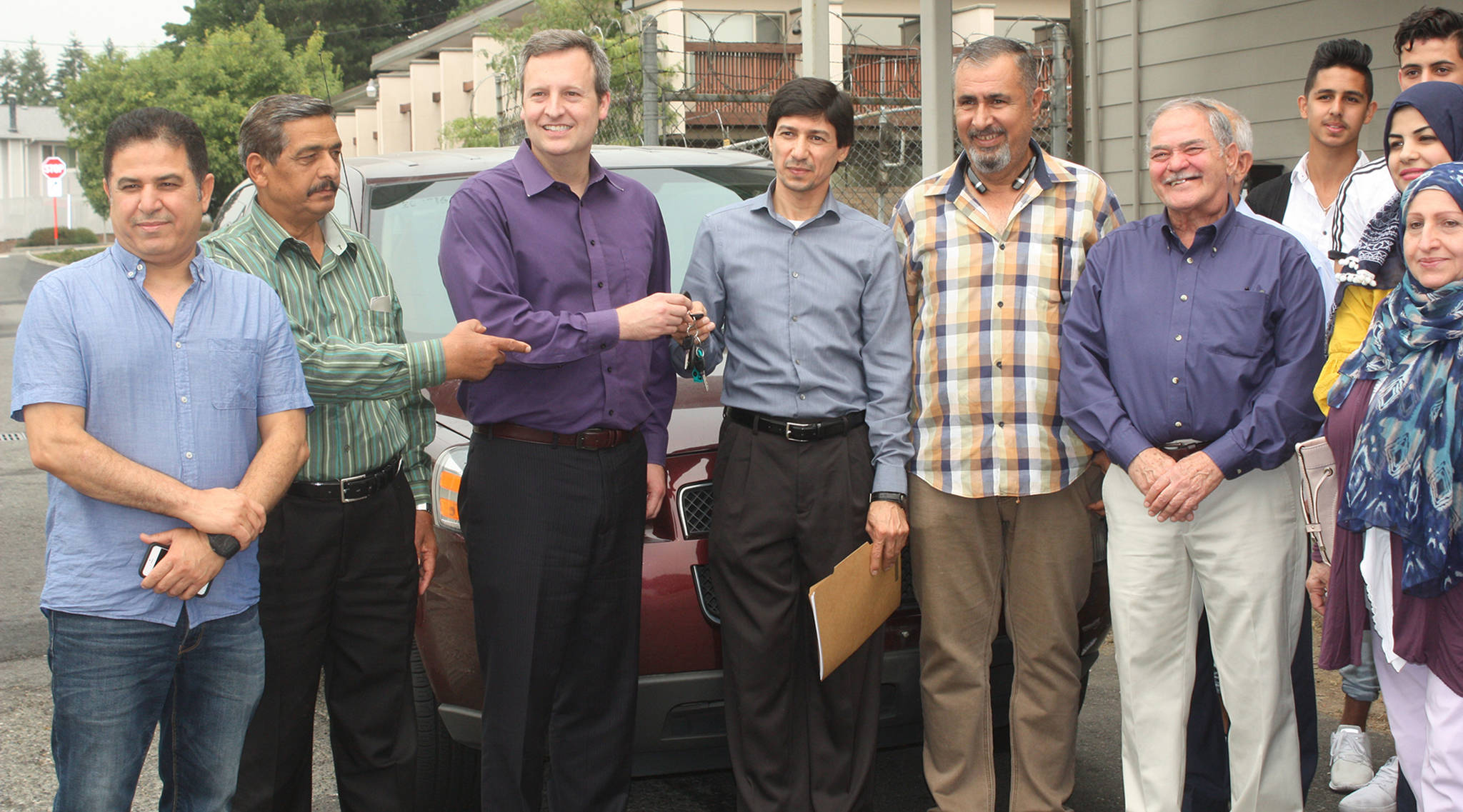 Iraqi Community Center of Washington gets the keys to surplus van