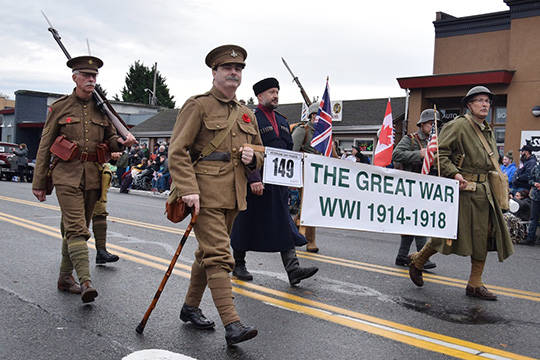 Auburn honors veterans with a parade filled with color and pride | PHOTOS