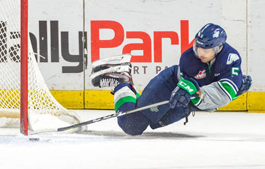 Thunderbirds topple Winterhawks in overtime thriller, 4-3