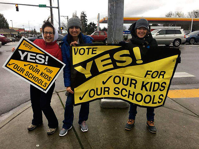 Volunteers show their support for the Kent School District levies. COURTESY PHOTO, Citizens for Kent Schools