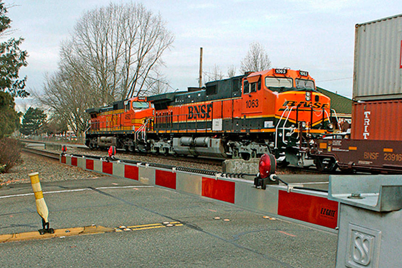 City of Kent to install fencing near railroad crossings to keep pedestrians off tracks