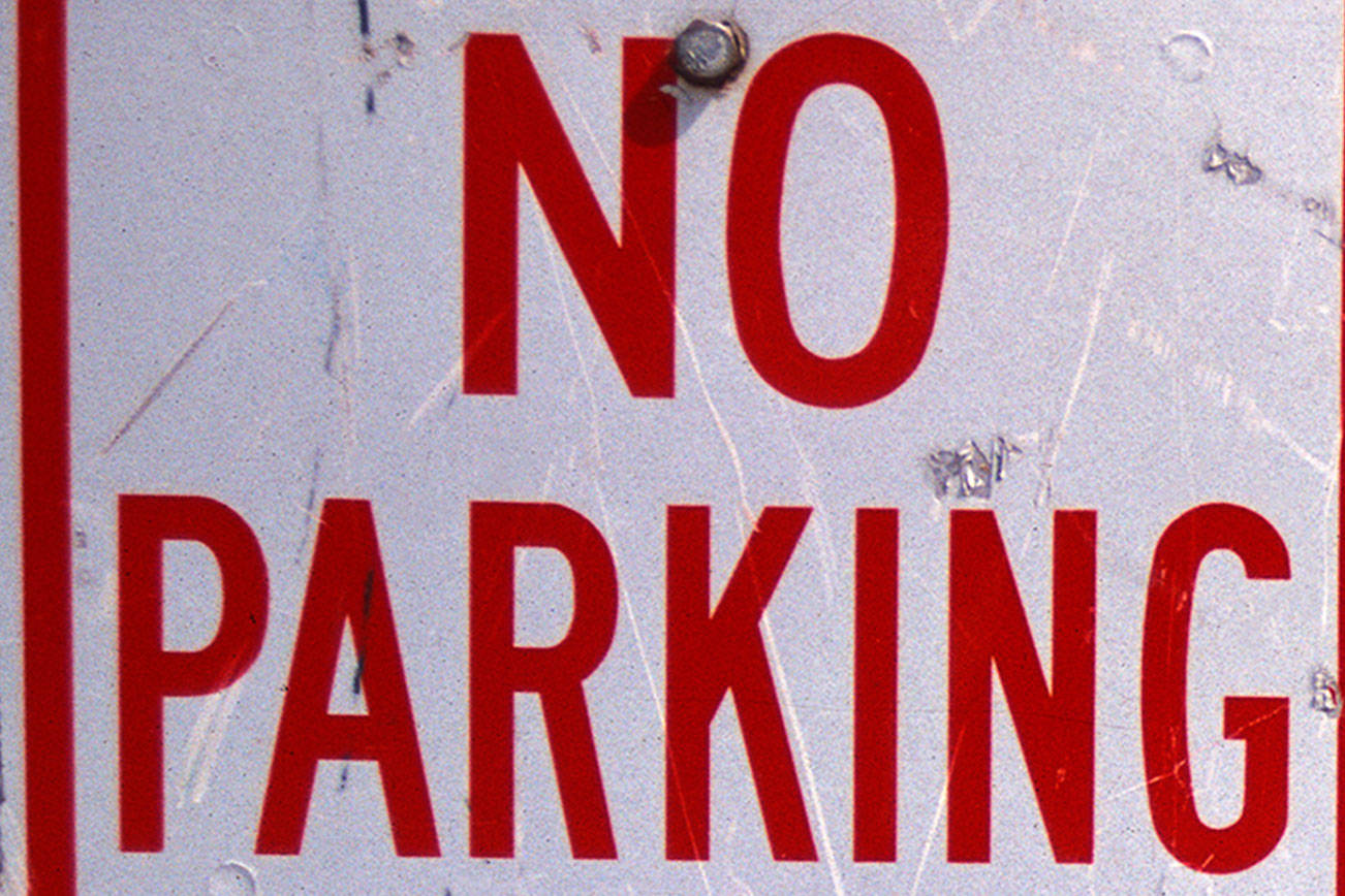 City to restrict parking in neighborhoods near Kentridge High