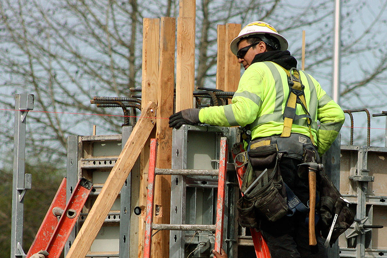 Another new apartment complex going up in Kent