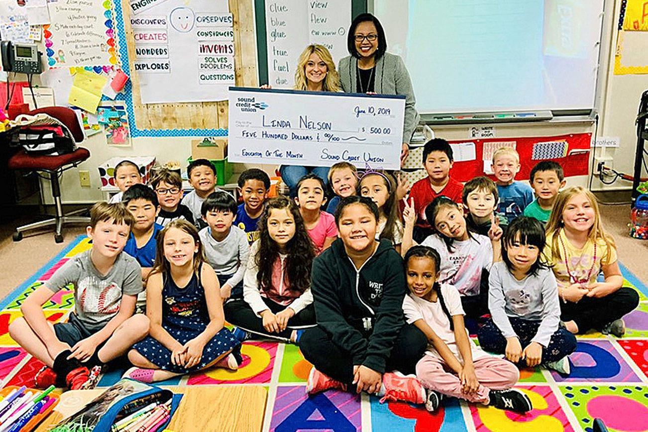 Sound Credit Union recognizes Carriage Crest Elementary’s Nelson as its Educator of the Month