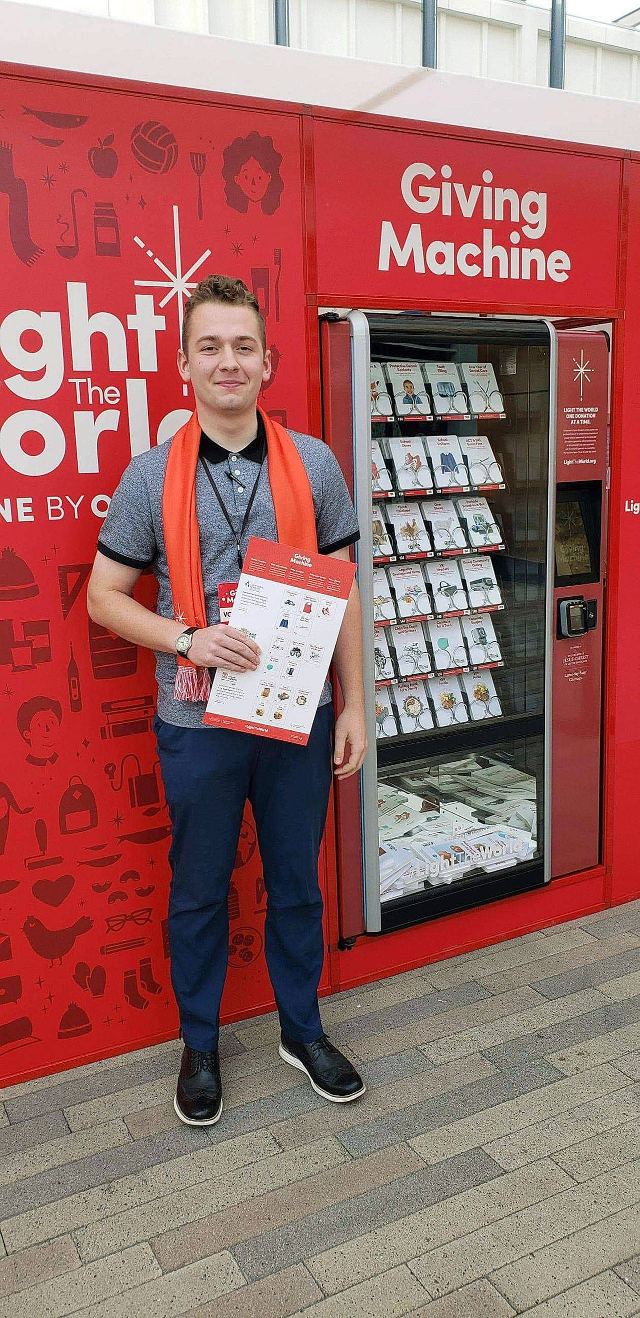 Nathan Hanis, 2017 Kentlake High School graduate, volunteering at a Giving Machine in Las Vegas, Nev. COURTESY PHOTO