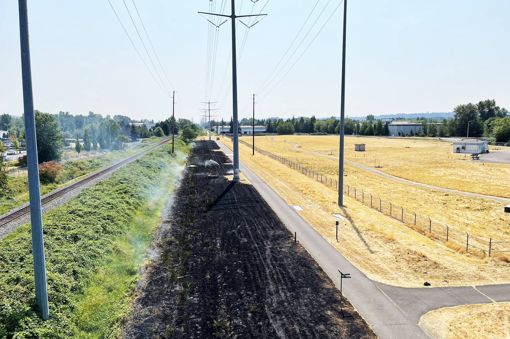 Kent wildfire breaks out along the Interurban Trail near South 196th St.