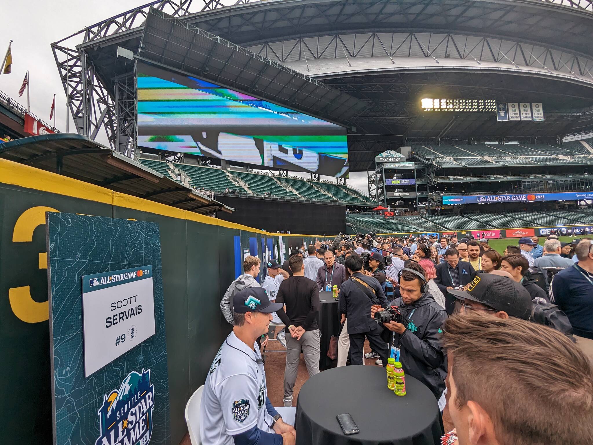 Mariners manager Scott Servais and crew had a solid following in the media for their home All-Star Game last summer. File photo