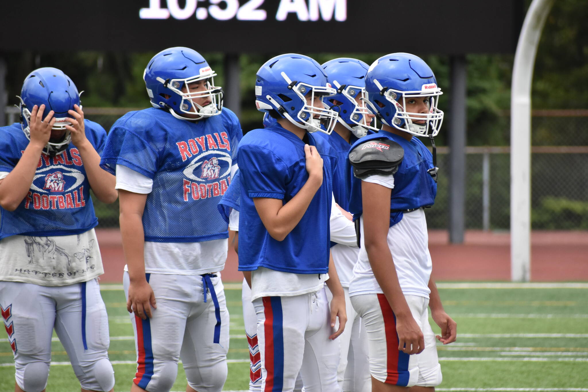 A whole pack of Royals await coaches’ instructions during practice. Ben Ray / The Reporter