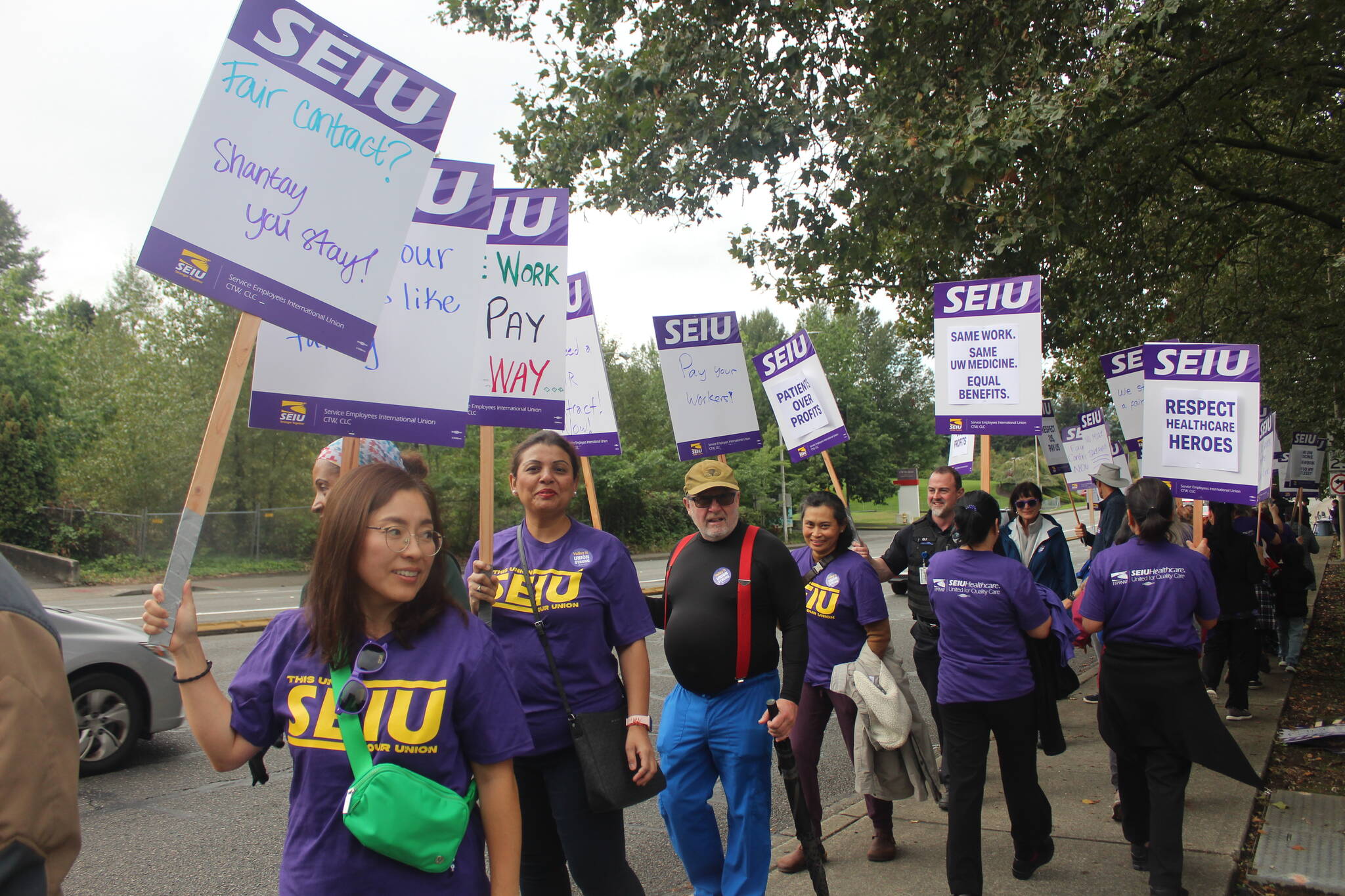 Photos by Bailey Jo Josie/Sound Publishing
SEIU workers at Valley Medical picket for higher wages and better sick leave, among other demands.