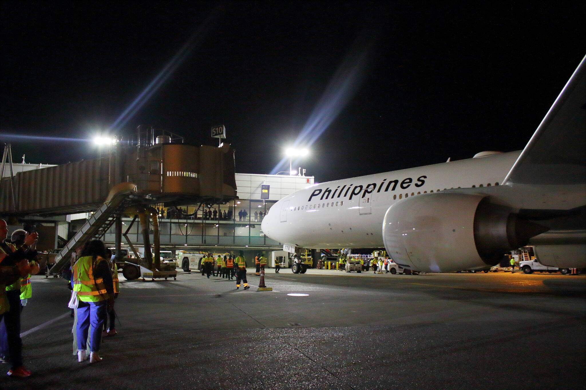 The inaugural flight of the new direct flight between Seattle and Manila from the Philippine Airlines (PAL) lands at Seattle-Tacoma International Airport on Oct. 2. Photo by Keelin Everly-Lang / Sound Publishing