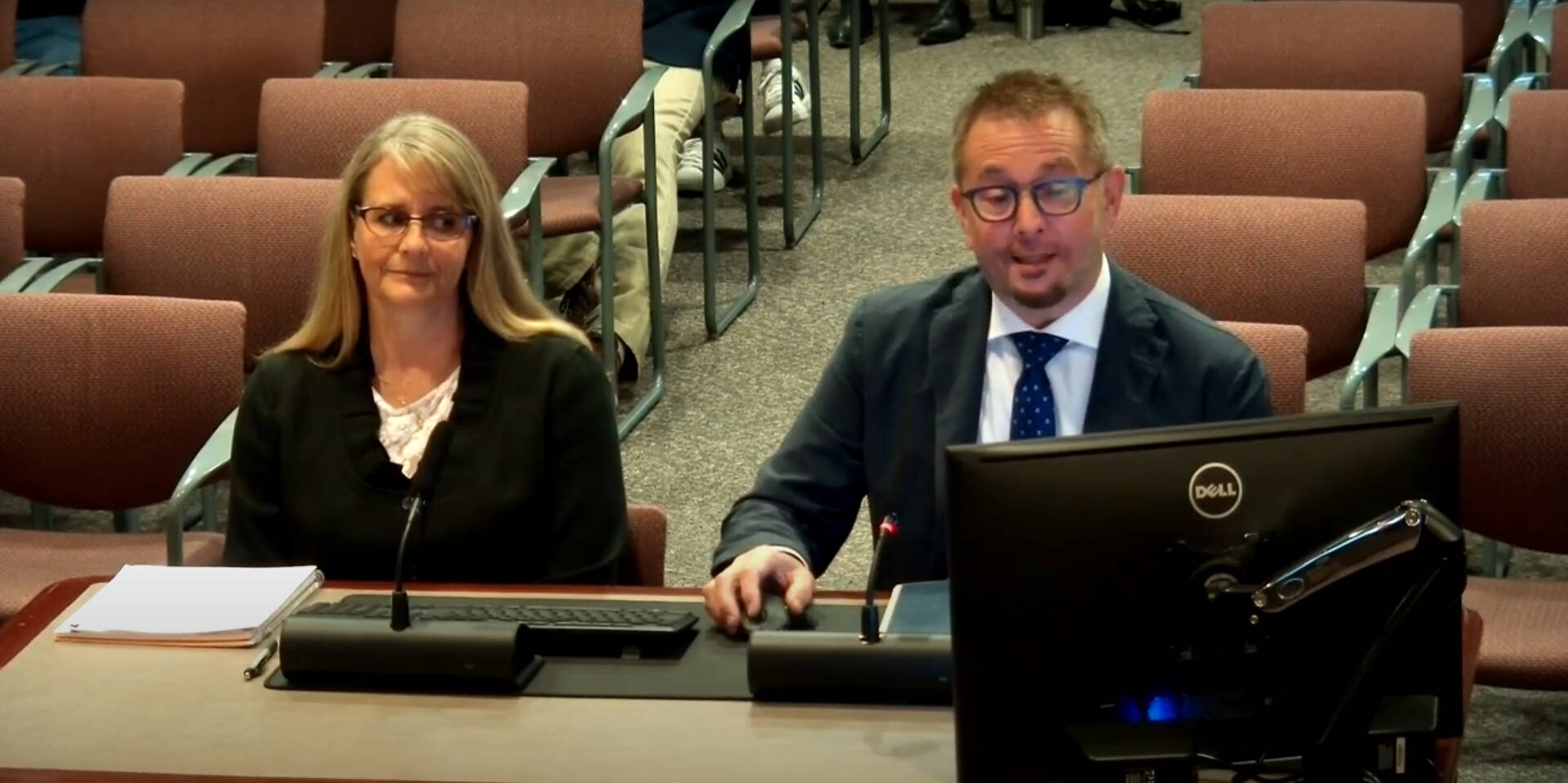 Renton Mayor Armondo Pavone with Renton Finance Administrator Kari Roller as he gives the budget message. (Photo from Oct. 7 Committee of the Whole meeting)