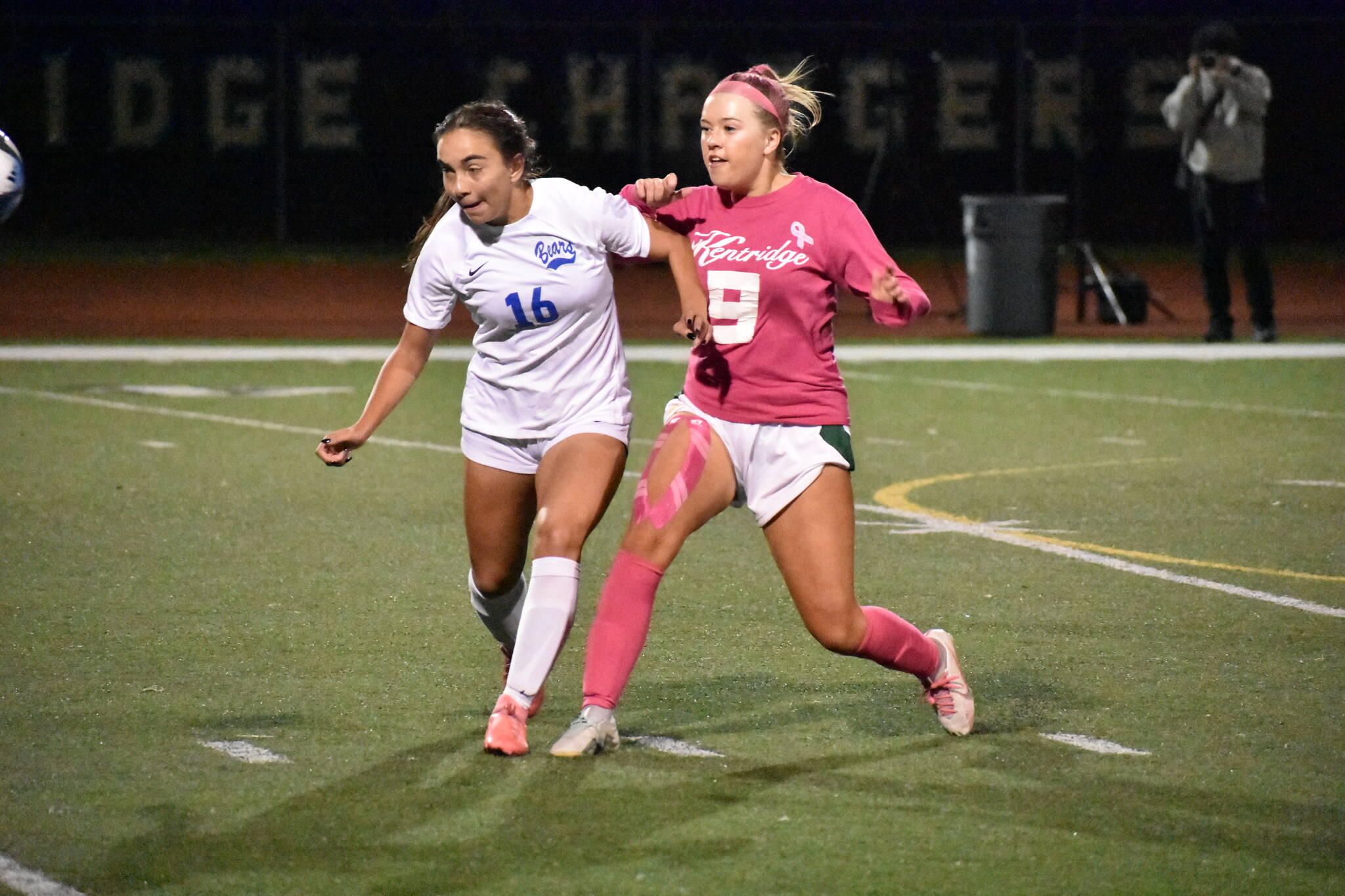 Makenna Bennett in action against Tahoma back on Oct. 22 at Kentridge. Ben Ray / The Reporter