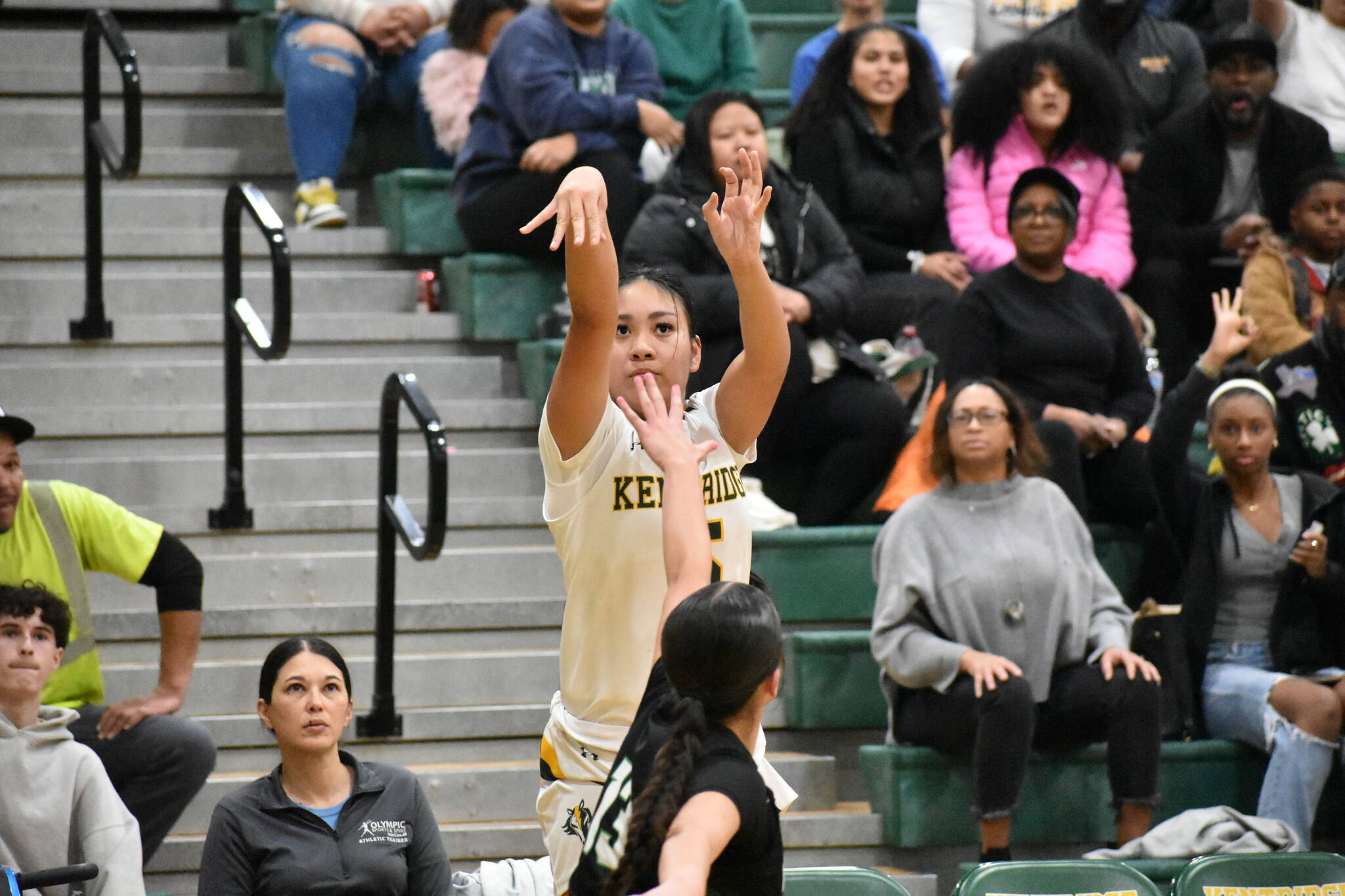 Kentridge sophomore Raelyn Ofrancia shoots the would-be game winning shot against Kentwood. Ben Ray / The Reporter